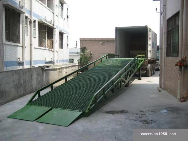 固定式液壓登車橋安裝坑位要預(yù)留多大？